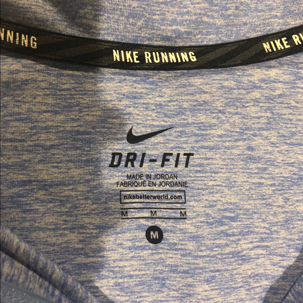Nike Dri Fit pullover - Picture 2 of 2